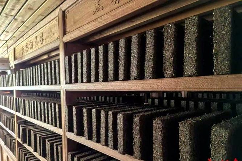 黑茶茶砖存储陈化