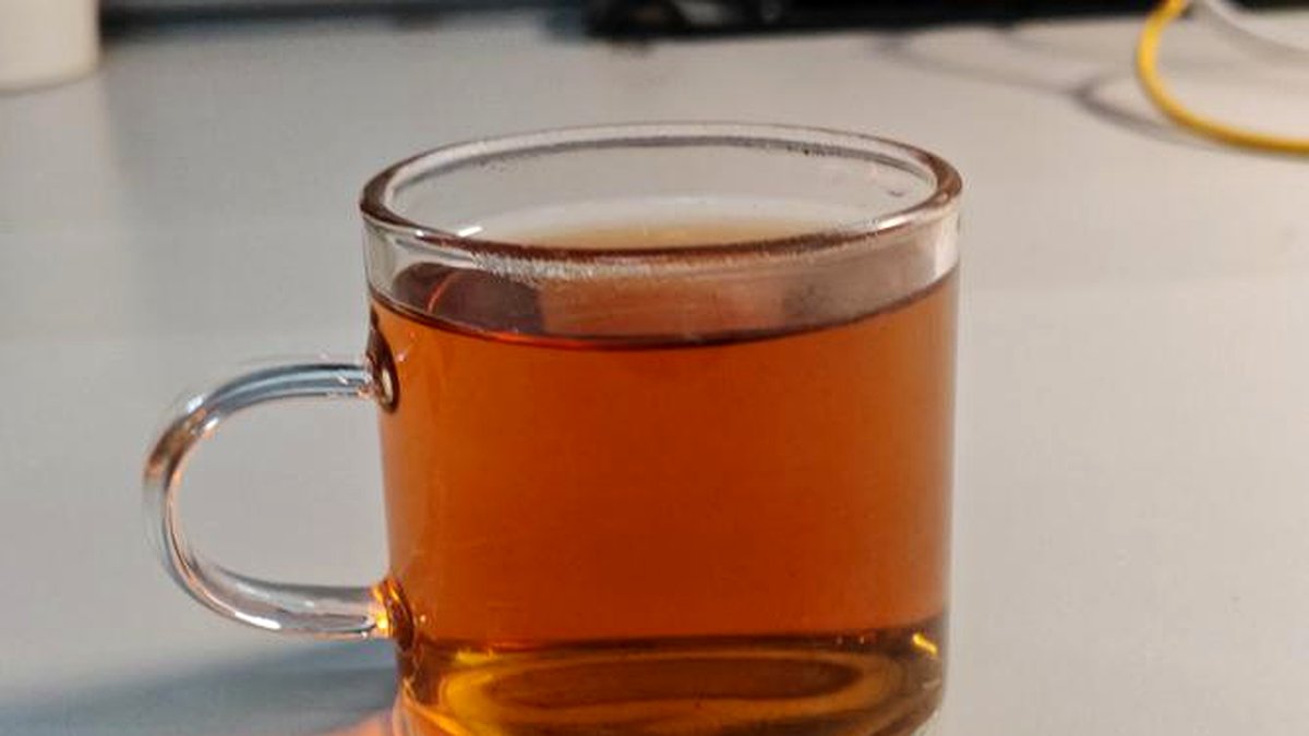 安化黑茶的色泽之谜：为什么茶汤是橙红色？