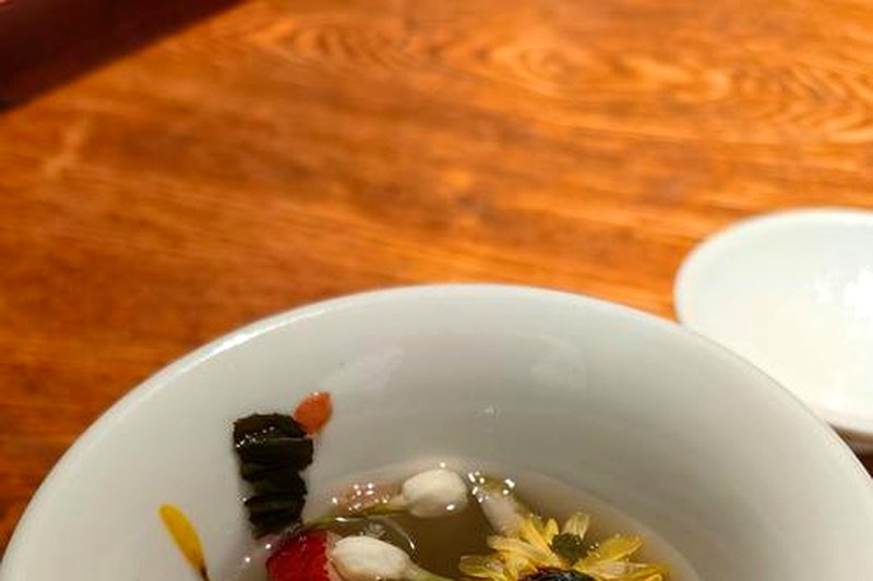 黑茶养生茶方：茯砖+菊花+陈皮的调配逻辑-1