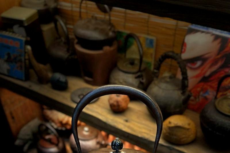 老铁壶煮黑茶：铁壶的选择与日常养护-1