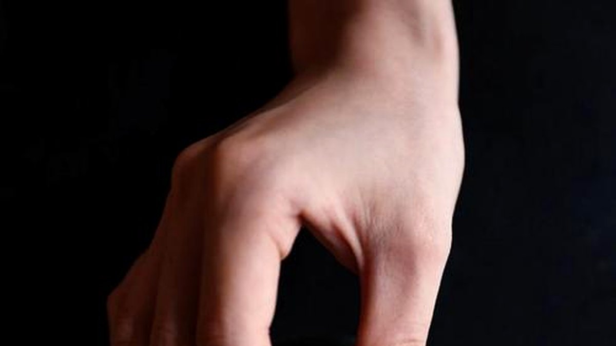 安化黑茶的盖碗冲泡技巧：手法与水温详解